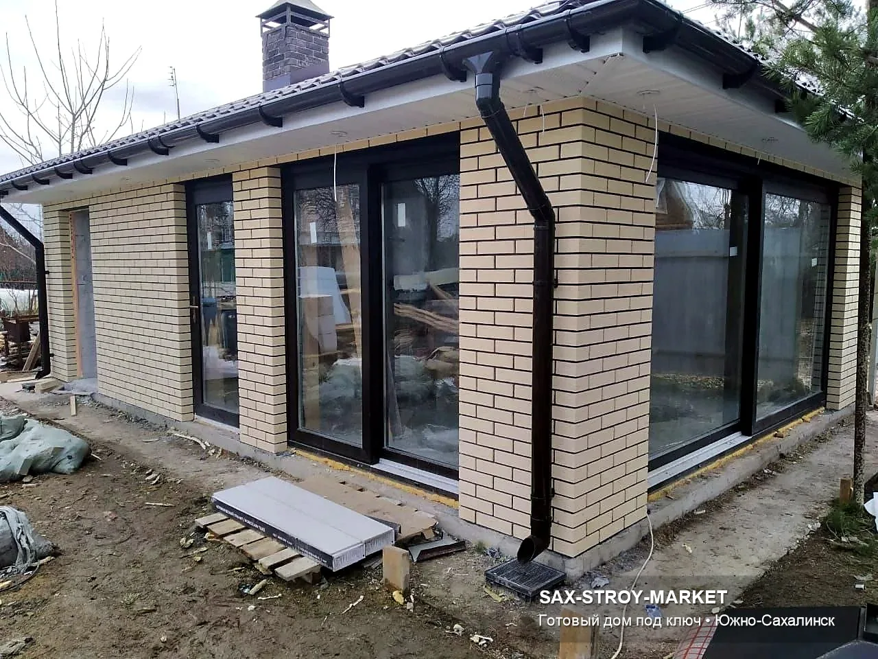 Строительство дома под ключ: частный дом, коробка дома в процессе работ — Южно-Сахалинск, Сах-Строй-Маркет